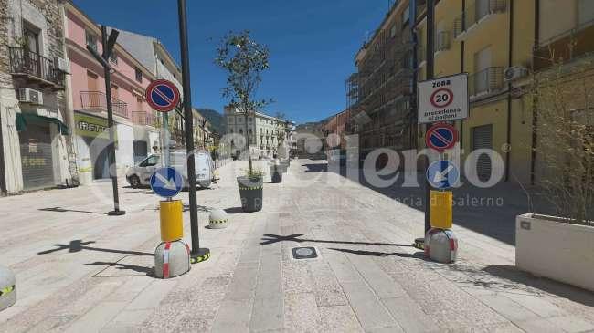 Sapri, nuova segnaletica in Piazza Regina Elena: ecco come cambia la circolazione