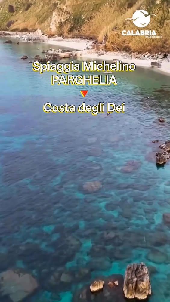 📍 Parghelia (VV) Spiaggia Michelino Ph: @alemarti1998 #calabria #calabriaexperience #experience #experienceincalabria #...