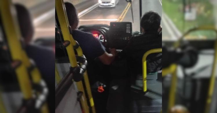 Motorista do BC Bus é denunciado por levar criança na cabine em Balneário Camboriú