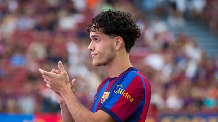 La Real Sociedad busca la fórmula para llevarse a Héctor Fort