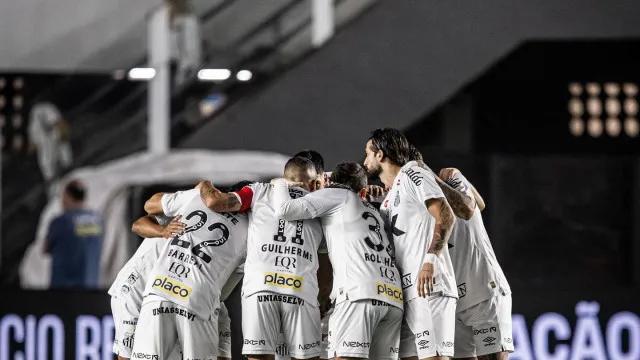 Santos 'entrega' vantagem em 71% dos últimos jogos e liga alerta em Cuca