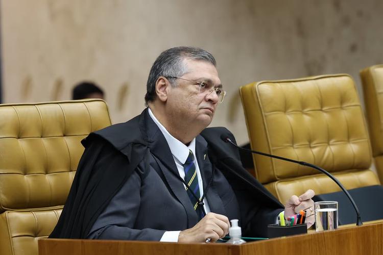 Dino aciona PF para investigar 'emendas PIX' após auditoria do TCU apontar prejuízo de R$ 55,4 milhões e fraudes