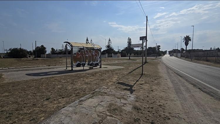 Brindisi: una costa senza servizi, altro che città turistica!