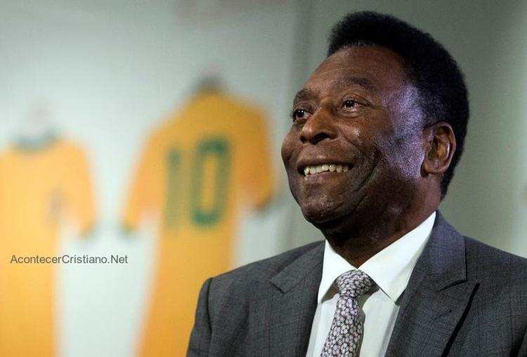 Pastor dice que Pelé buscó a Dios antes de morir: "Él volvió a Jesús"
