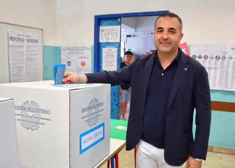 Trionfa Cannizzaro: il centrodestra doppia la sinistra