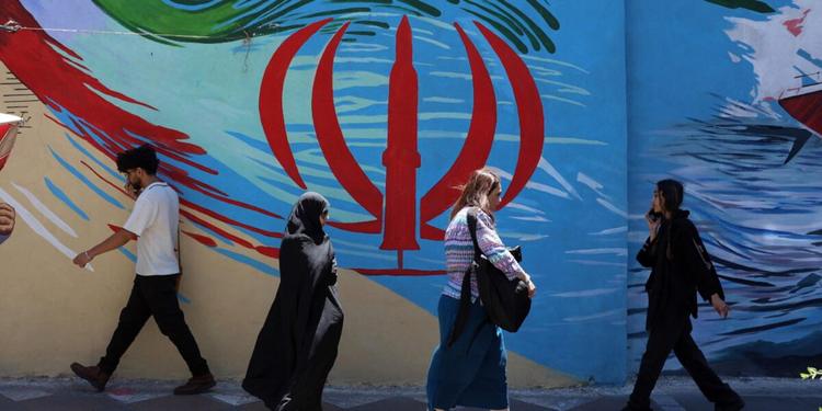 Accordo con gli Usa, l'Iran proclama la «vittoria»: ma gli ultraconservatori attaccano l'intesa