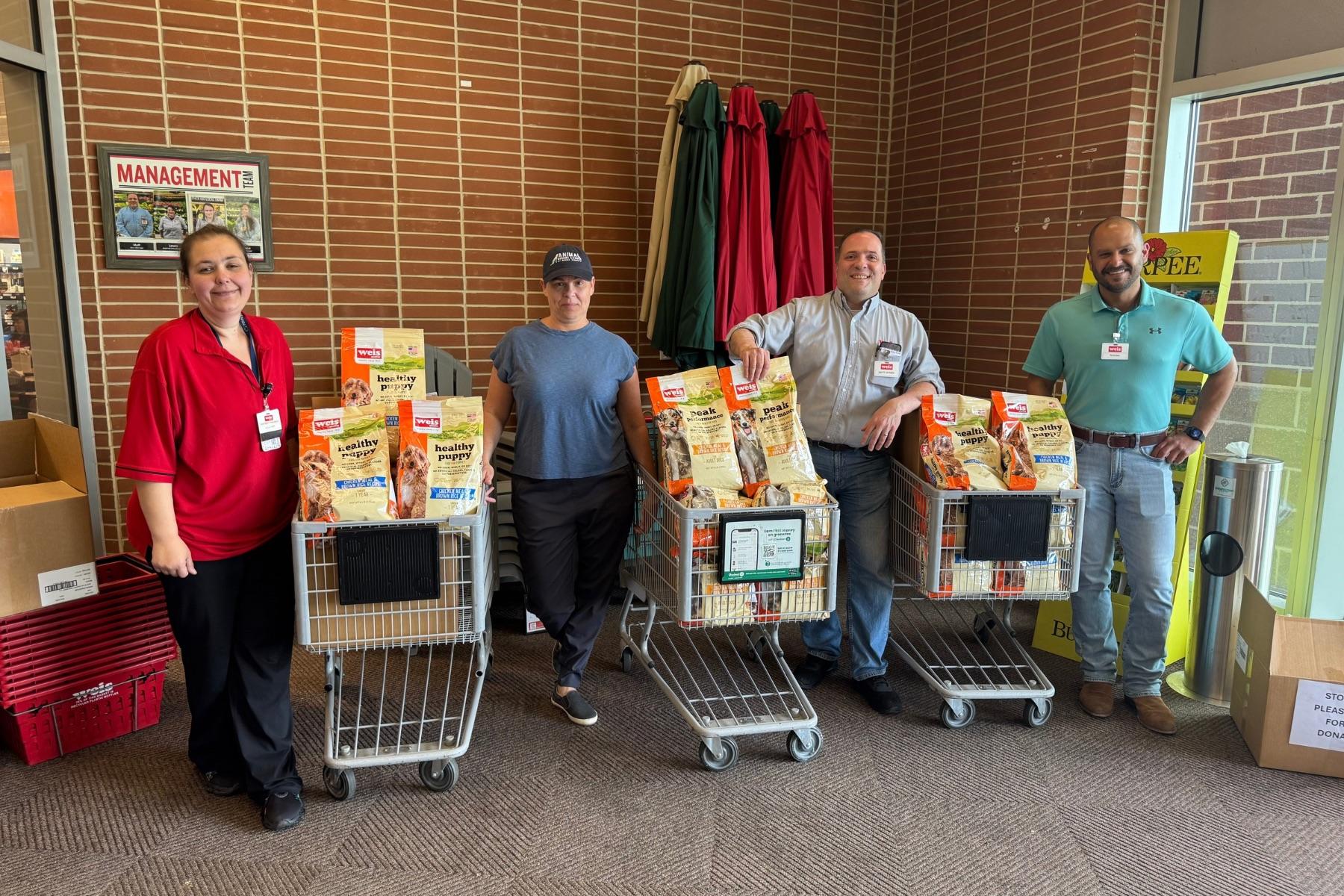 Weis Markets donates pet food to Berks ARL through Paws for Pets campaign