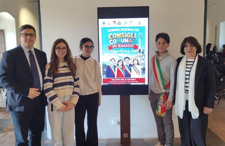 San Filippo del Mela, il baby consiglio comunale a Catania per la gionata regionale dei Consigli dei ragazzi