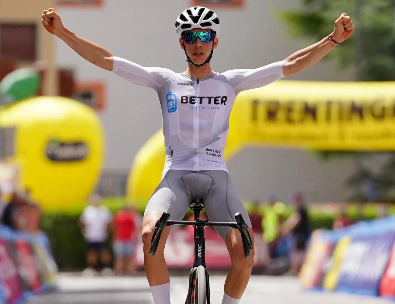 Giuseppe Orlando re delle Dolomiti: trionfo in volata alla Top Dolomites di Pinzolo