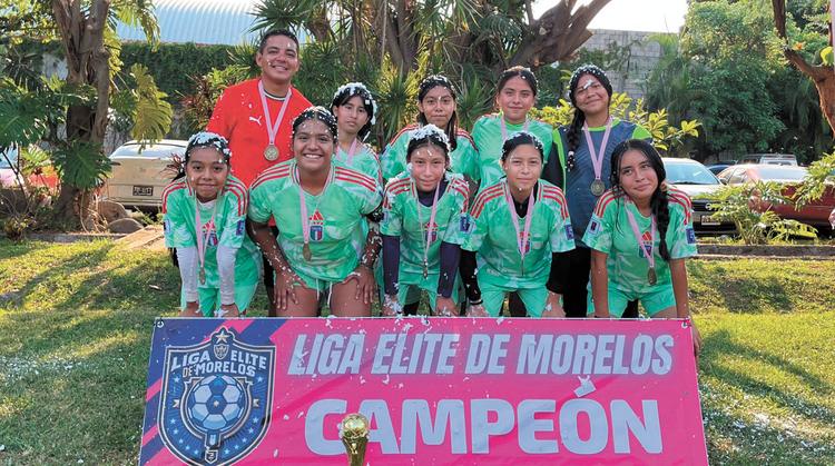 ¡Campeonas! Tezoyuca Femenil reina en la Liga Elite de Morelos categoría 2010-2012