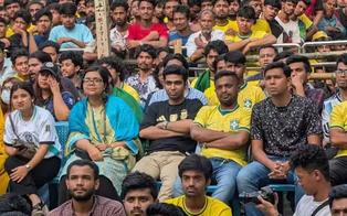 'É o Brasil do outro lado do mundo': bangladeses torcem para Seleção na Copa