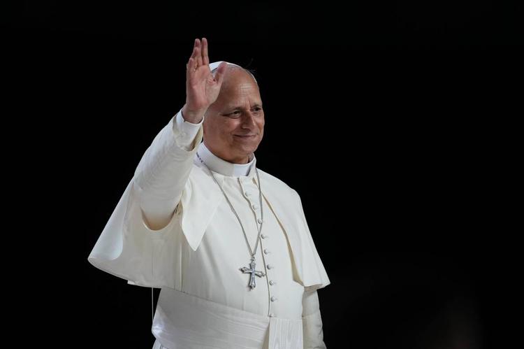 Il Papa resta a terra e attacca chi promette il paradiso ai migranti