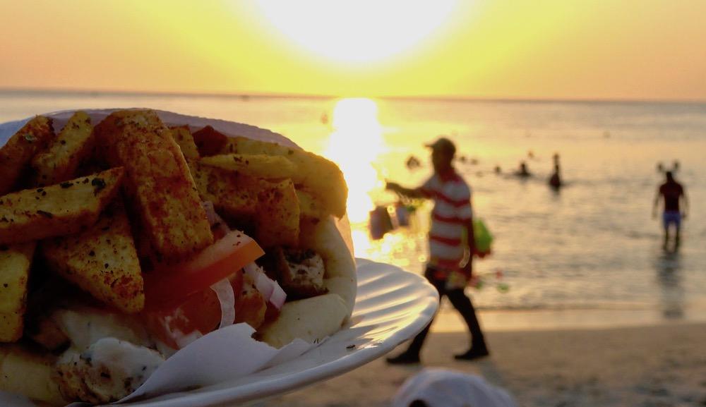 The Greek Rivals Who United and Brought Souvlaki to Colombia