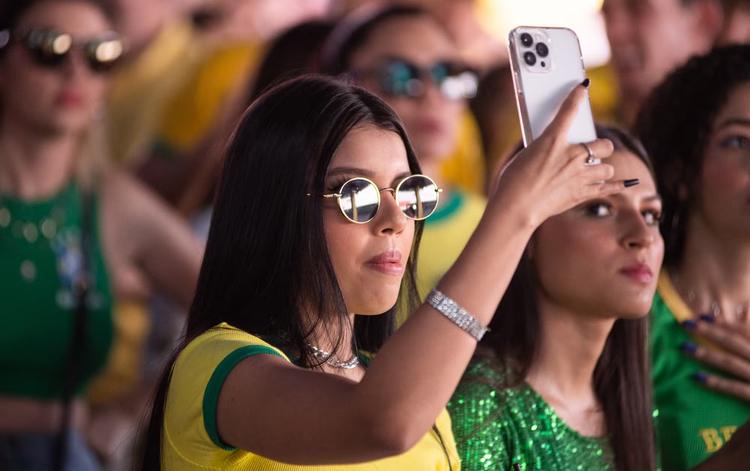 O que acontece na internet quando o Brasil entra em campo? Jogo quadruplica tráfego em data center do Rio