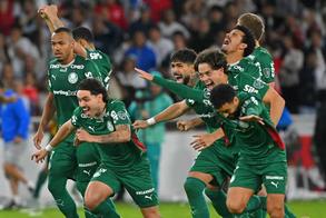 Palmeiras avança e Corinthians cai na Libertadores