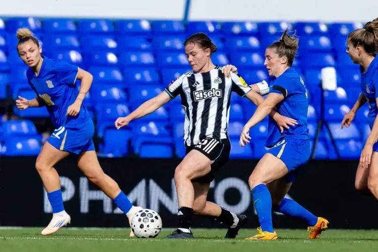 Club announce record sale from Newcastle United Women’s team to Super League club