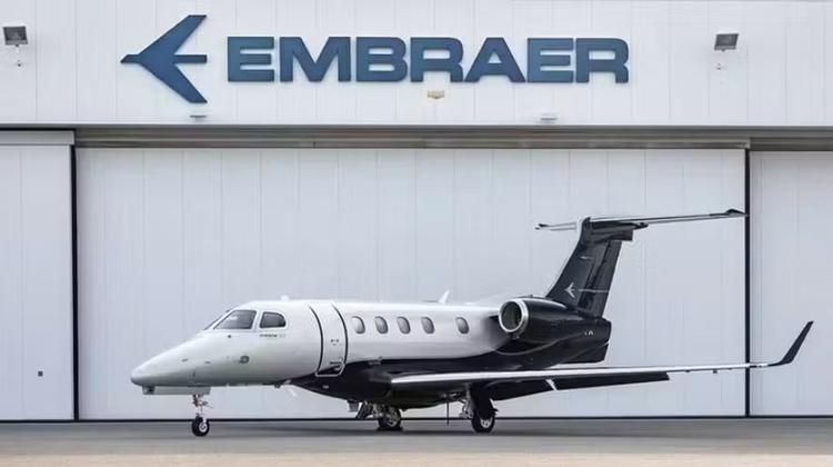 Embraer registra resultados recordes e eleva projeções para 2026
