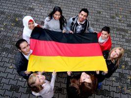 Germania: integrazione, dignità e dialogo restano le chiavi per una convivenza possibile