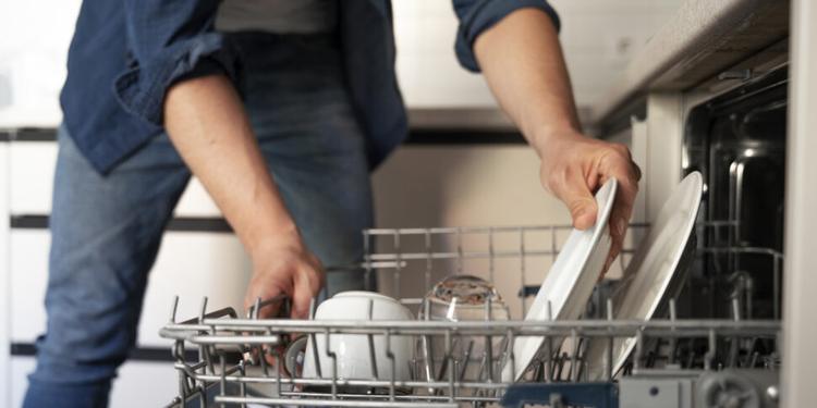Bonus lavastoviglie in Sicilia, al via i pagamenti: contributi per 918 beneficiari