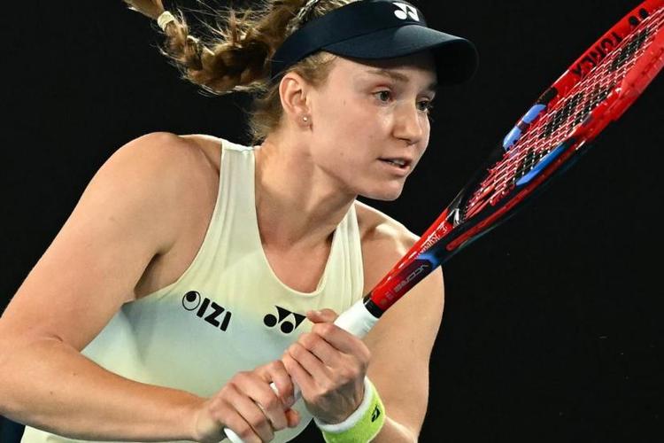 Elena Rybakina a eu besoin de près de trois heures pour conclure son huitième de finale à Toronto. (P. Lahalle/L'Équipe)