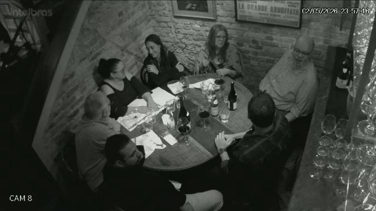 Amigo de Ed Motta, advogado de Campinas é investigado por garrafada durante confusão em restaurante no Rio