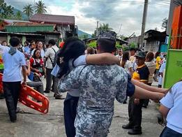Terremoto de magnitude 7,8 deixa ao menos 15 mortos e 129 feridos nas Filipinas