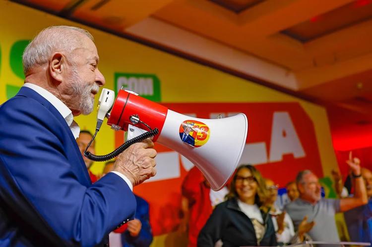 Lula retoma atos de campanha para o 2º turno nesta sexta com caminhada no Distrito Federal