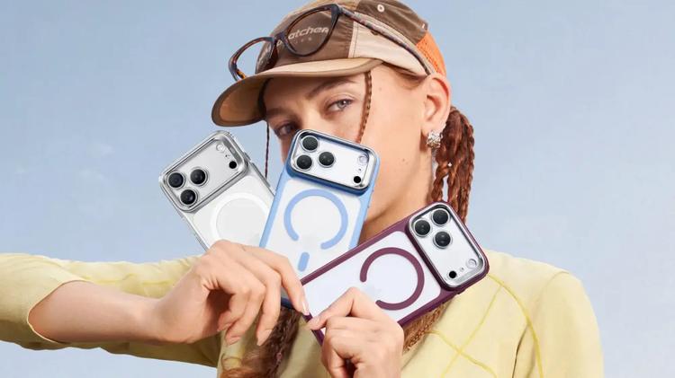woman holding three iphone 18 pro max phones in magnetic cases