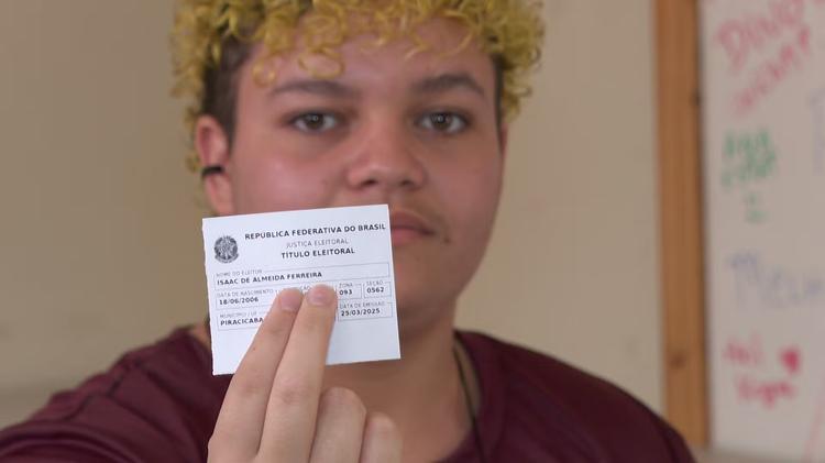 'Sensação bem libertadora': eleitores trans se preparam para votar com nome social no interior de SP