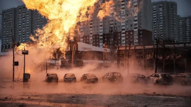 Ataque russo com mísseis balísticos em Kiev deixa 9 mortos