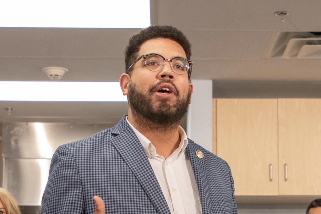 Guzman bill to provide digital vehicle registration passes PA House