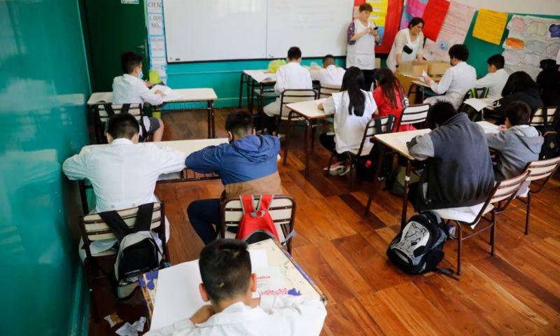 Pruebas Aprender: CABA lidera y consolida mejoras en el país