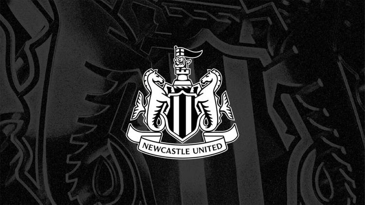 Newcastle United Crest 2027 Shirt