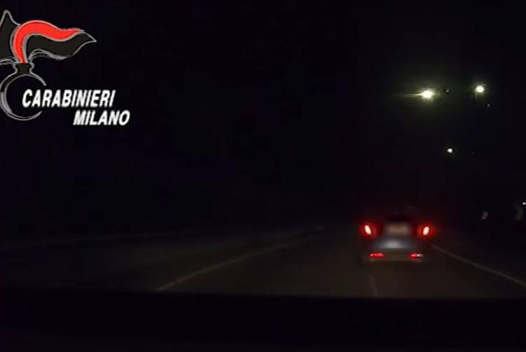 L’inseguimento a folle velocità contromano: fermati due marocchini
