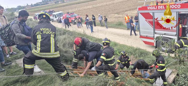 asti alessandria investito dal treno