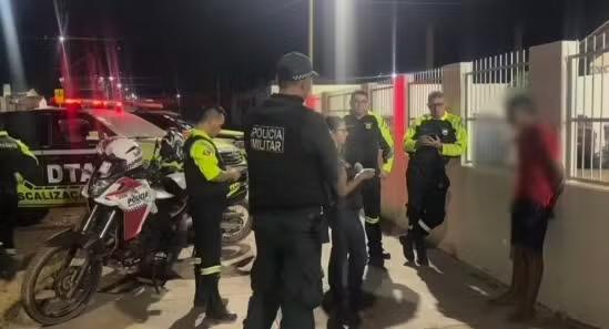 Adolescente tenta fugir de moto ao ver a PM e acaba apreendido em Alenquer