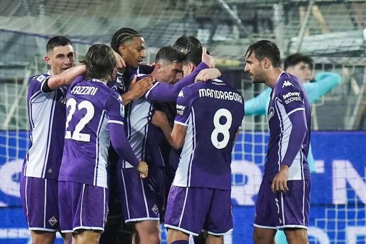 La Fiorentina supera di misura la Lazio e vede la salvezza: Gosens regala i tre punti ai viola