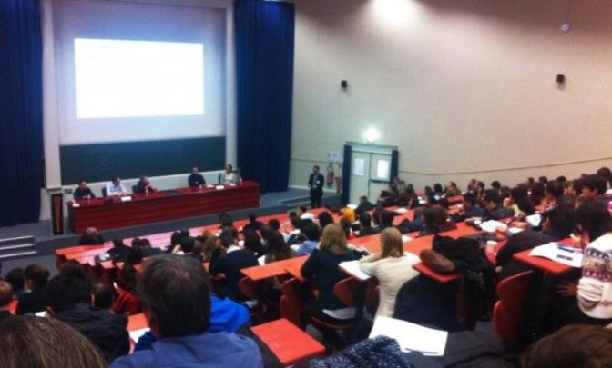 فرنسا تشدد شروط الدراسة للمغاربة وتلغي امتيازات الرسوم