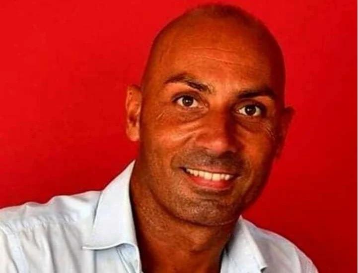 Cane lasciato sul balcone a Battipaglia, scatta la protesta: “Servono più tutele”