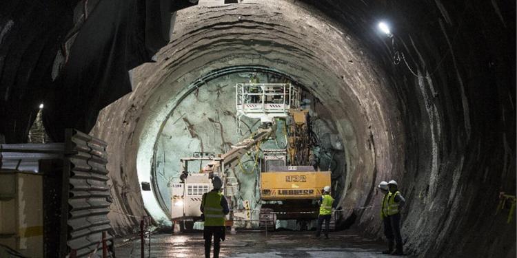 Che cos'è la TAV Torino-Lione: il tunnel più lungo del mondo, quasi 15 miliardi e trent'anni di polemiche