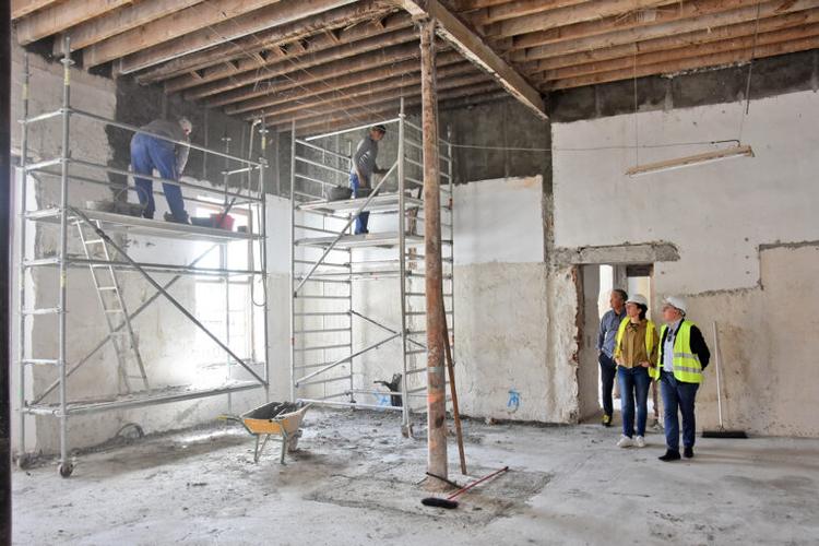 Evolucionan favorablemente las obras de rehabilitación de la antigua estación de tren