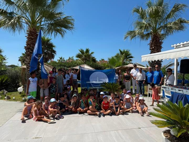 Si è svolta oggi 25 luglio, presso il 𝕃𝕚𝕕𝕠 𝕊𝕒𝕣𝕒 🐚 di Cirella, l’evento “Bandiera Blu: Al mare in sicurezza”, de...