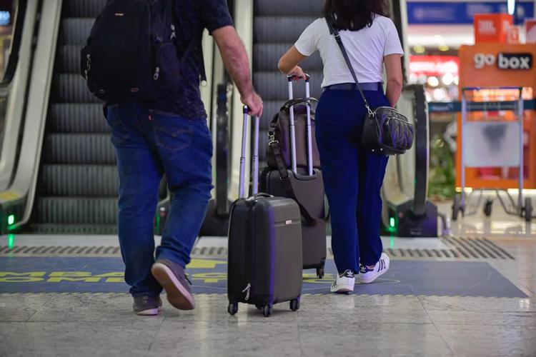 Aeroporto de BH tem atrasos em chegadas e partidas após pane em Guarulhos e Congonhas