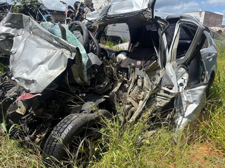 Rodovia onde família morreu registrou ao menos três acidentes graves em menos de uma semana em MG
