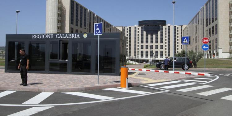 L’autunno “caldo” della Calabria: i nodi sanità, lavoro e ambiente
