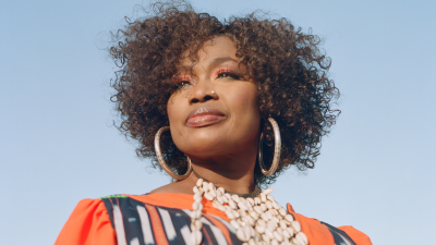 Oumou Sangaré en majesté à Vitrolles le 4&nbsp;juillet