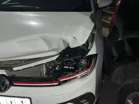 أسفر عن خسائر مادية كبيرة.. گارديان يتسبب في حادث اصطدام ثلاث سيارات بمراكش +صور