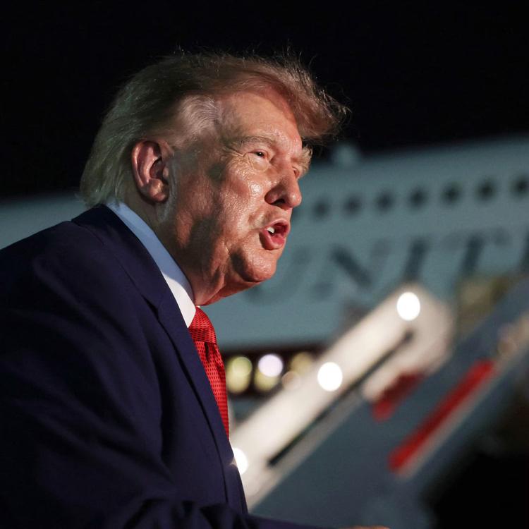 Trump proíbe CNN e outros veículos de acessar Casa Branca e afirma que fará mais banimentos