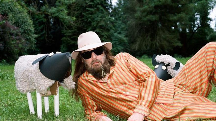 Sébastien Tellier: "Mi sueño es llegar a ser el Dalí de la música"