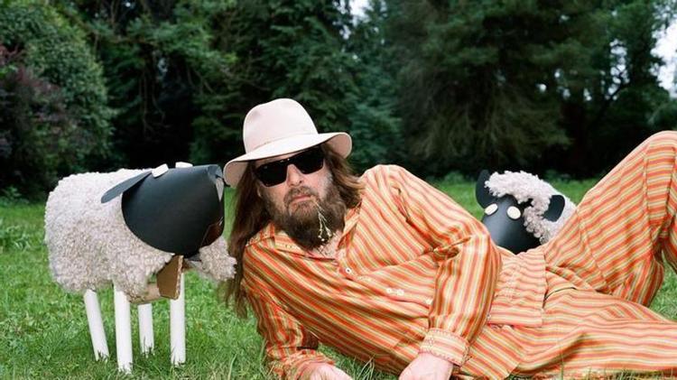 Sébastien Tellier: "Mi sueño es llegar a ser el Dalí de la música"